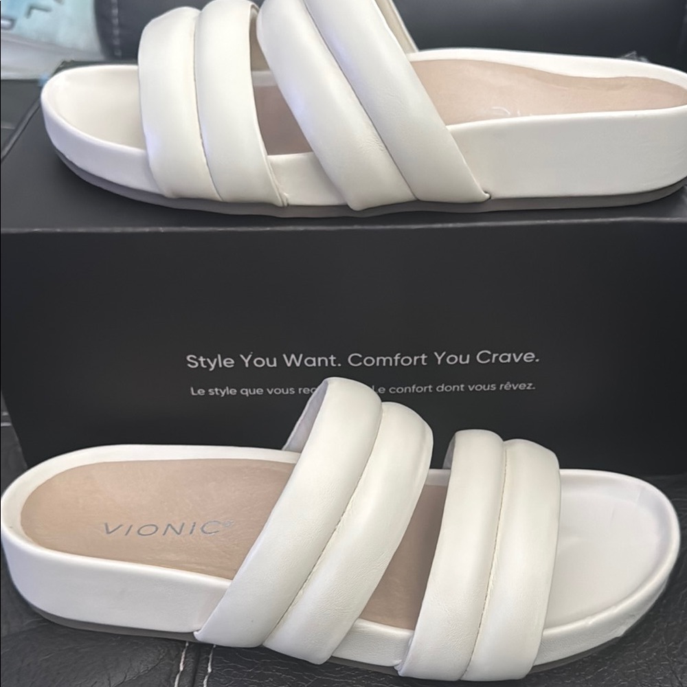 Vionic White Slide Sandals with Cushioned Straps
New with box